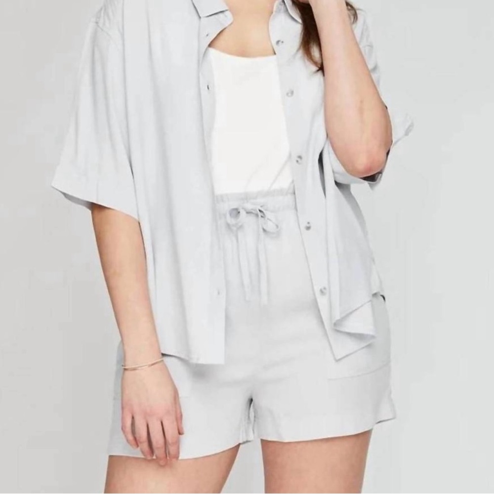 Excellent Condition! Gentle Fawn Shorts Gray Sz Medium